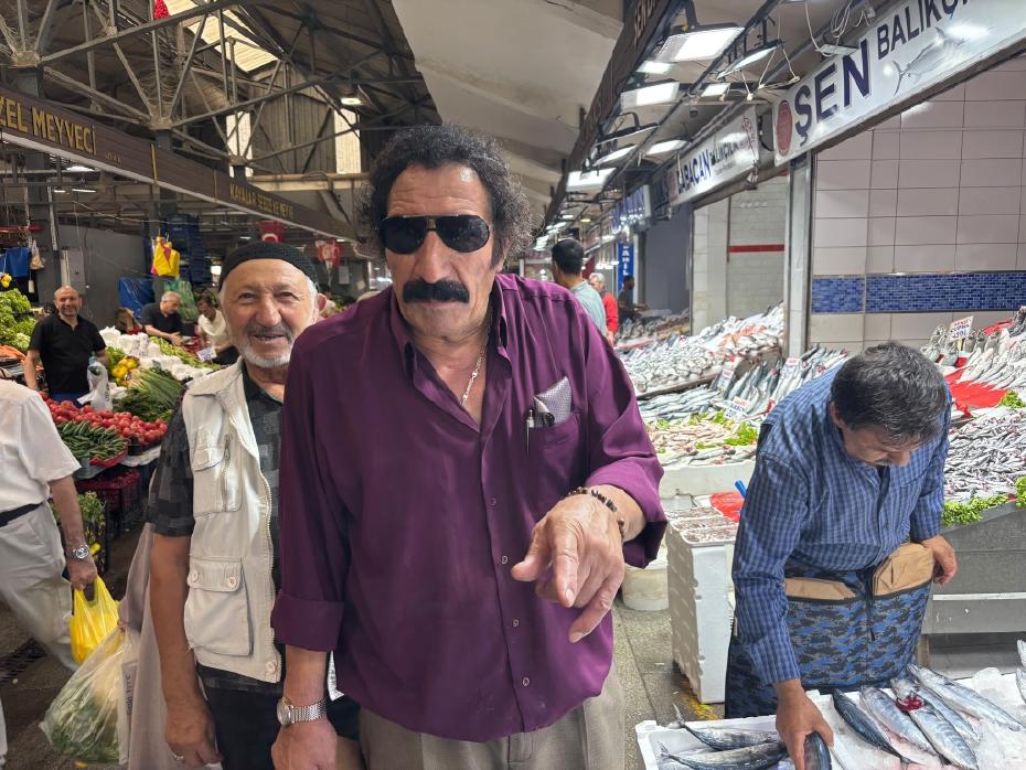 Balık Sezonu Canlandı, Esnaf Güvende: “Bu Yıl Zam Yok, En Tazesi Ankara’da Yenir”