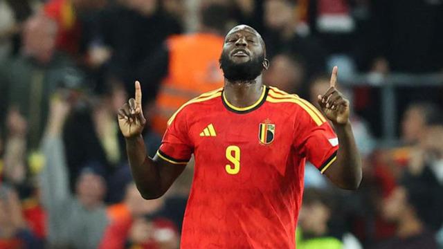 Fenerbahçe'nin yıldız golcüsü Lukaku'nun Türkiye'deki ilkleri ve görkemli performansı
