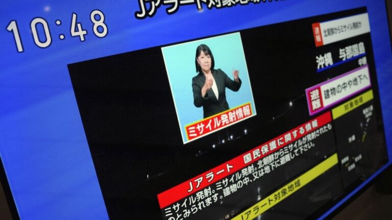 Kuzey Kore: İlk casus uydusunu başarıyla yörüngeye yerleştirdik