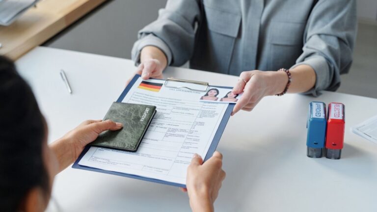 AB ülkeleri Fransa, Almanya, Hollanda, İtalya ve İspanya’da oturma izni nasıl alınır?