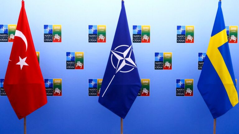 Reuters: TBMM, İsveç’in NATO üyeliğini salı günü görüşecek