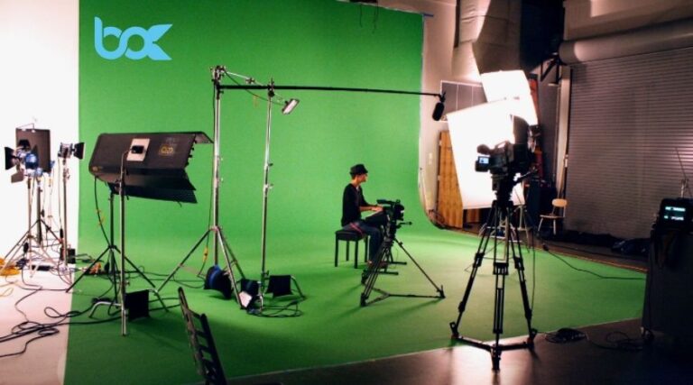 Antalya’nın Dijital Dünyasında Box Bilişim: İşletmenizin Dijital Yolculuğuna Rehberlik