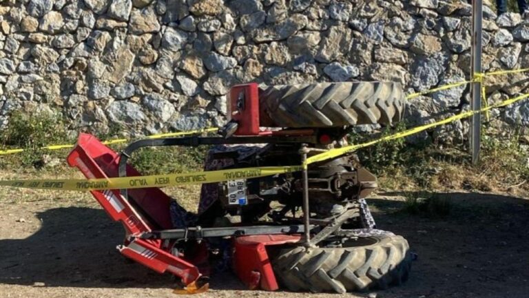 Traktör devrildi:1 çocuk hayatını kaybetti, 1 çocuk yaralandı