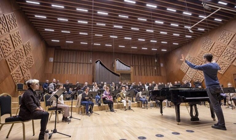 Murat Cem Orhan'ın bestelediği opera Devlet Çok Sesli Korosu eşliğinde sahnelenecek: Kuvayı Milliye'nin Ruhu – Son Dakika Kültür Sanat Haberleri