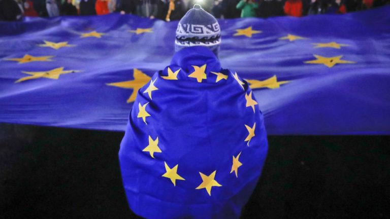 Yolsuzluk Endeksi: AB genelinde durum kötüleşiyor, Türkiye 107 ° 'dır.