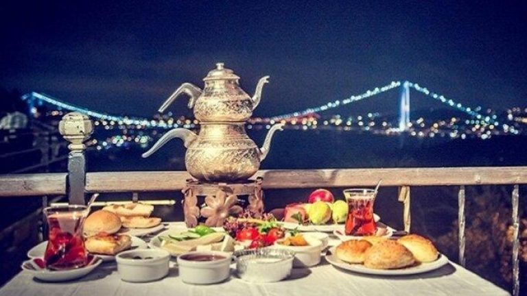 Sahur'da yemelisin! Dolu tutan yiyecekler! Oruçta oruç tutmaya devam eden yiyecekler nelerdir? Ramazan'da yenilecek yiyecekler …