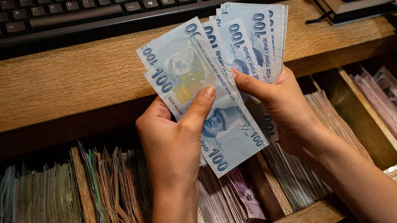 Üstte faiz oranları: Aylık aylık aylık aylık aylık aylık ne kadar kazanılır?
