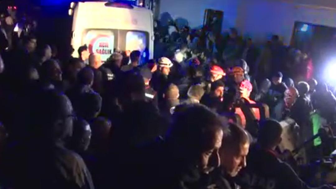 Bursa'dan acı haber... Kanalizasyon kazarken enkaz altında kaldılar: 2 kardeş hayatını kaybetti 5